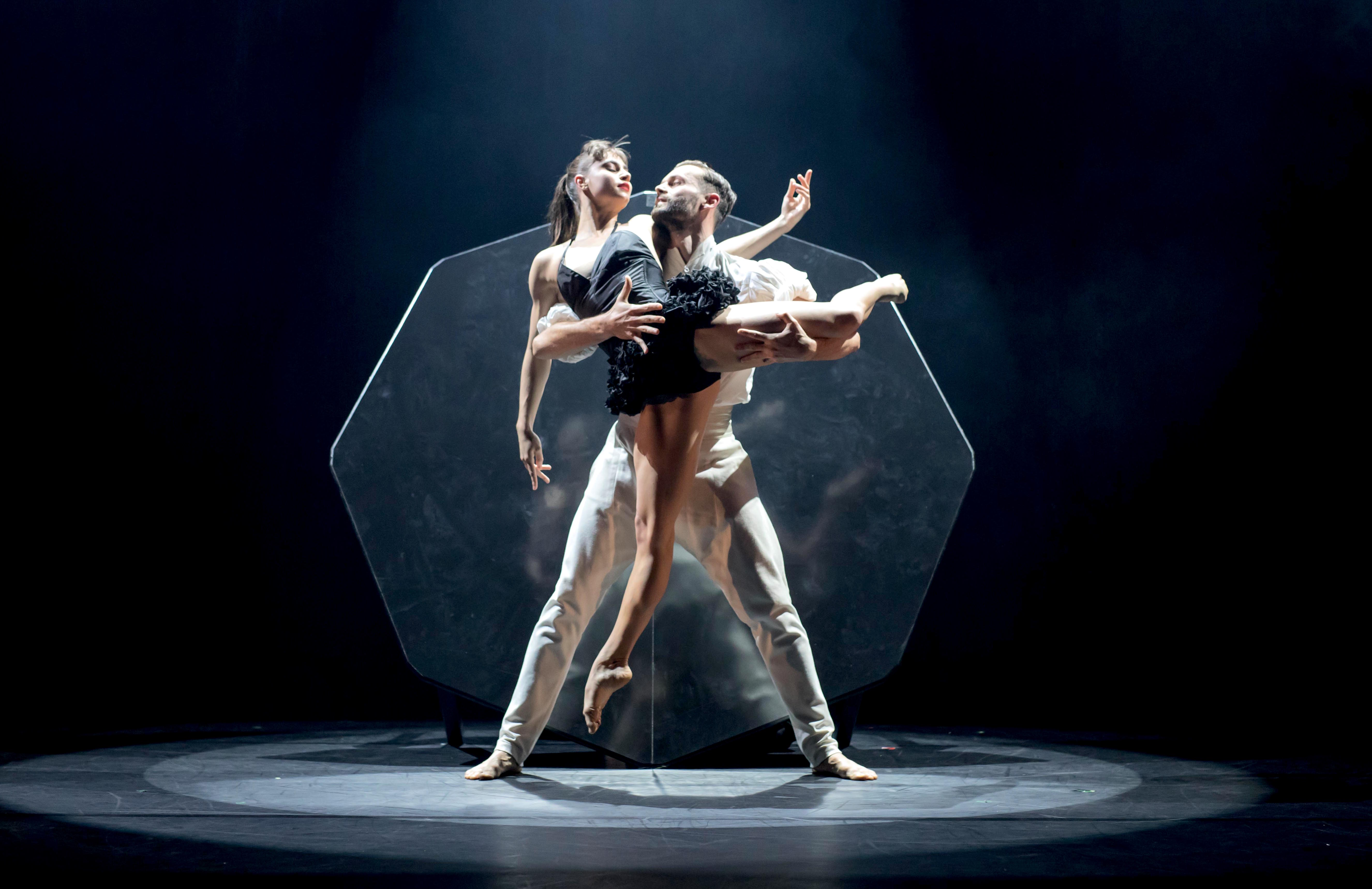 Expressions Dance Company